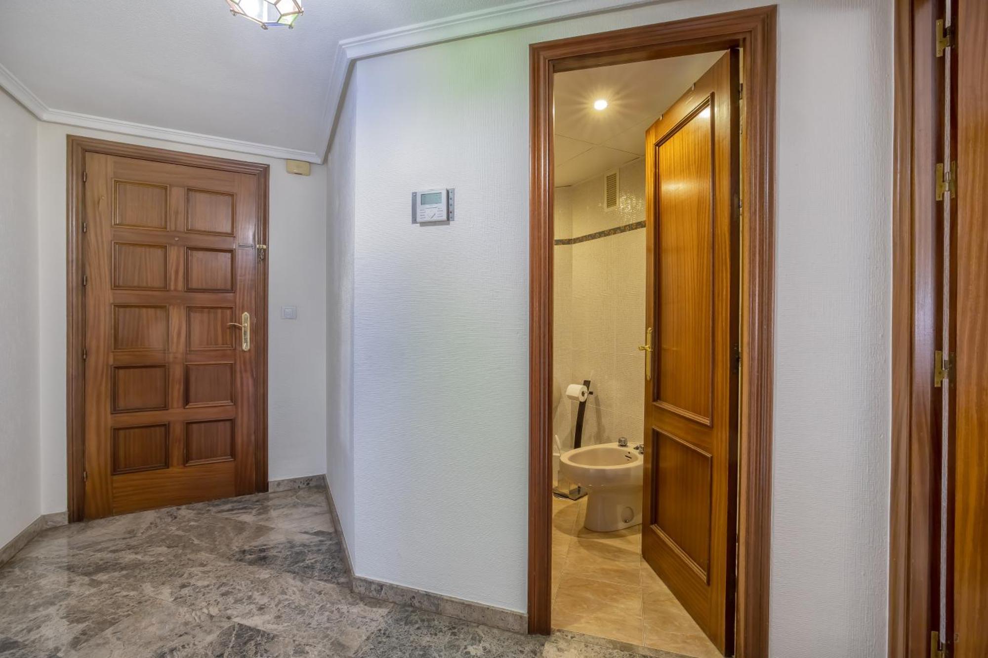 R & T Cordoba Center Apartamentos - Parking ภายนอก รูปภาพ