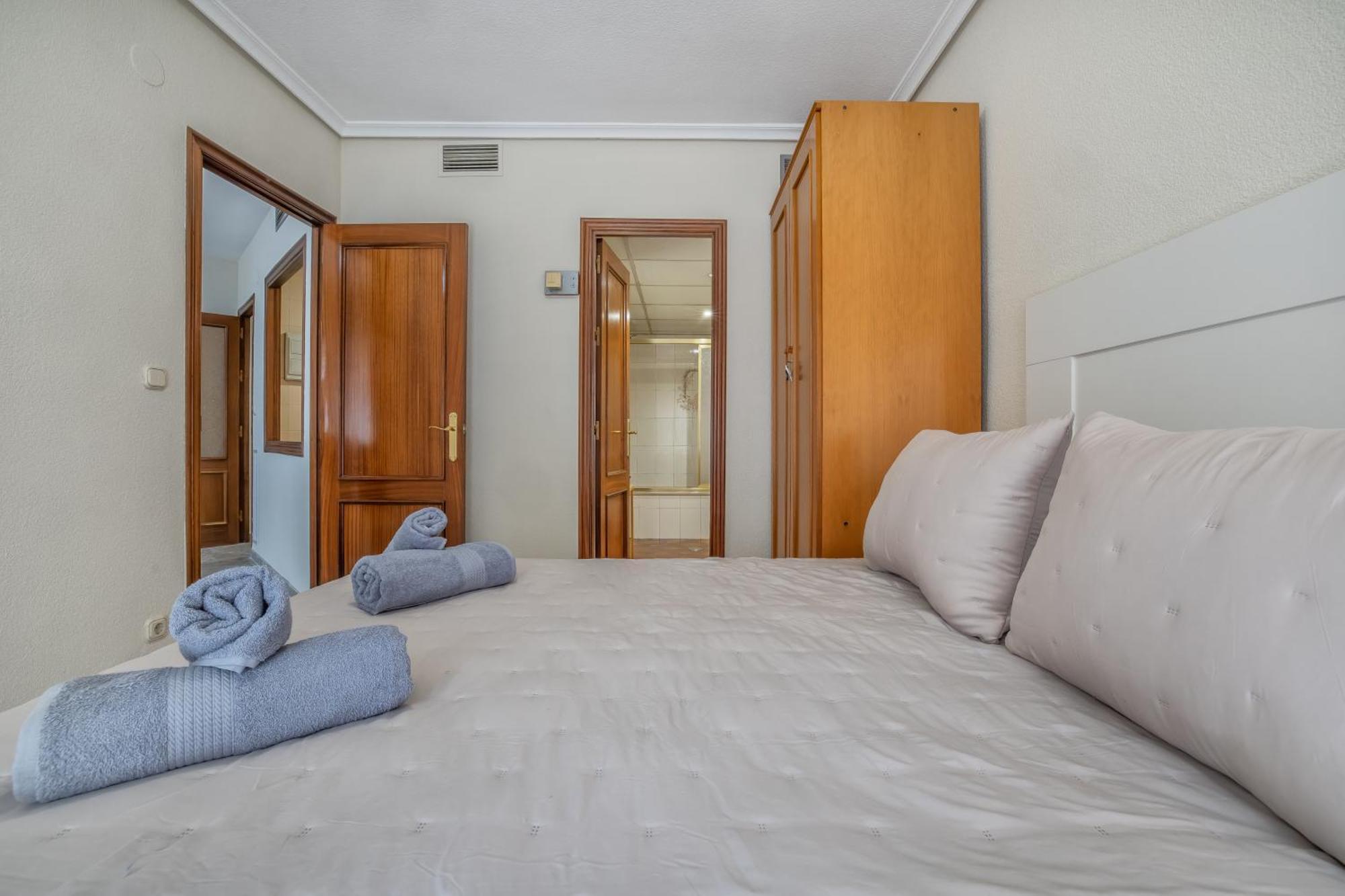 R & T Cordoba Center Apartamentos - Parking ภายนอก รูปภาพ